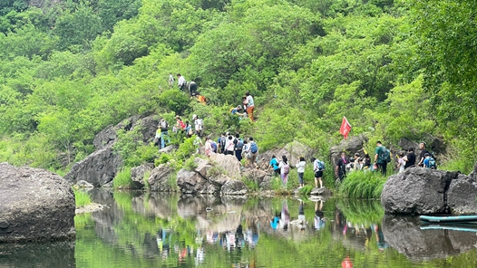 包头市昆区总工会组织开展职工疗休养活动