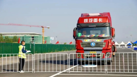 2025年呼和浩特市货车司机职工职业技能比赛落幕