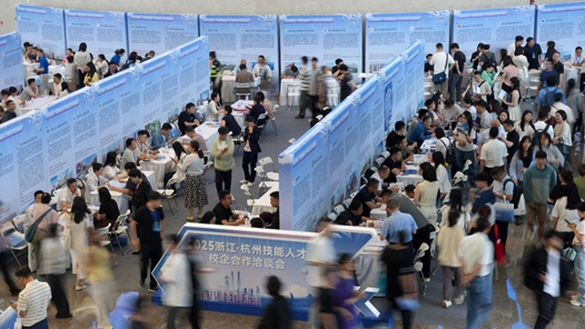 内蒙古赤峰市总工会：精准培训助力重点群体稳就业