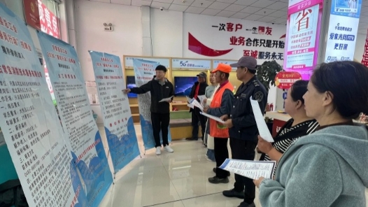 内蒙古突泉县总工会举办“春风行动”进驿站线下招聘会