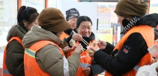 内蒙古伊金霍洛旗总工会为户外劳动者筑牢“温暖港湾”